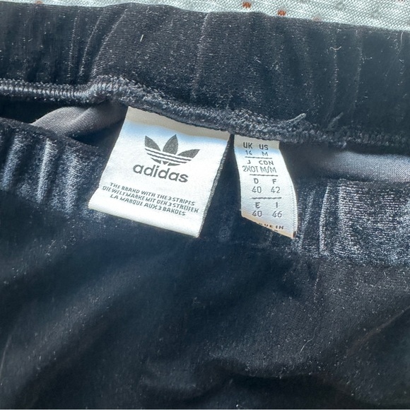 Adidas originals classic trefoil logo black velour/velvet leggings - Picture 3 of 5